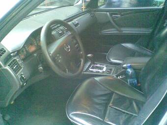 2000 Mercedes-Benz E-Class Photos
