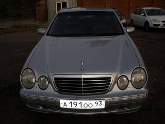 2001 Mercedes-Benz E-Class Images
