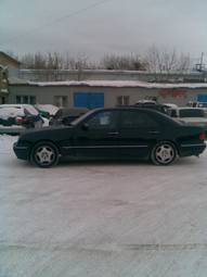 2001 Mercedes-Benz E-Class Wallpapers