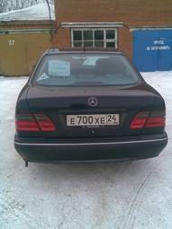 2001 Mercedes-Benz E-Class Images