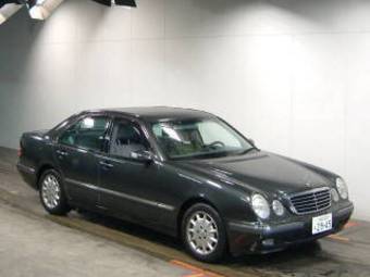 2001 Mercedes-Benz E-Class Pictures