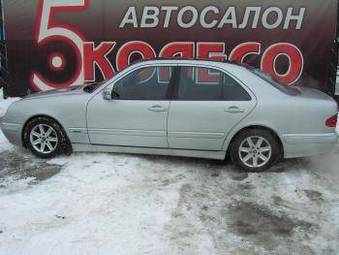 2001 Mercedes-Benz E-Class Photos