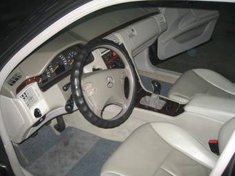 2001 Mercedes-Benz E-Class Pictures