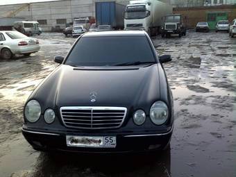 2001 Mercedes-Benz E-Class Pics