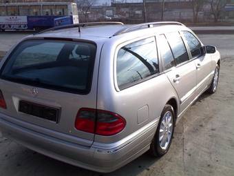 2001 Mercedes-Benz E-Class Pics