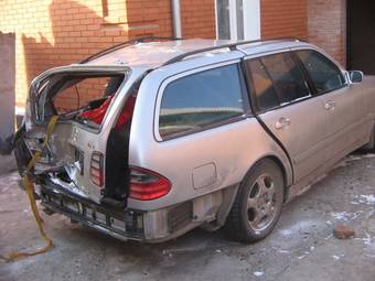 2001 Mercedes-Benz E-Class Photos