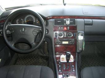 2001 Mercedes-Benz E-Class Pics