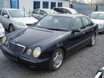 2001 Mercedes-Benz E-Class Pics