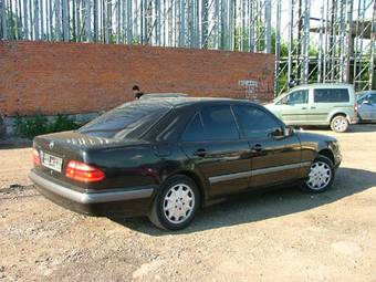 2001 Mercedes-Benz E-Class Wallpapers
