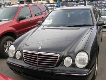 2001 Mercedes-Benz E-Class Pictures