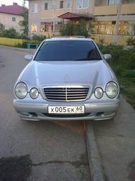 2001 Mercedes-Benz E-Class Pictures