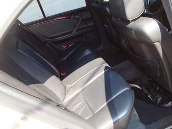 2001 Mercedes-Benz E-Class Pictures