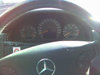 2001 Mercedes-Benz E-Class Pictures