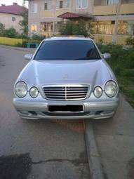 2001 Mercedes-Benz E-Class Images