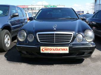 2001 Mercedes-Benz E-Class Photos