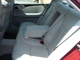 2001 Mercedes-Benz E-Class Images