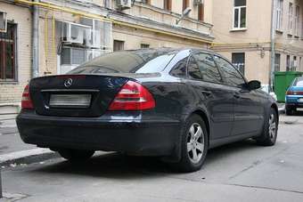 2002 Mercedes-Benz E-Class Pictures