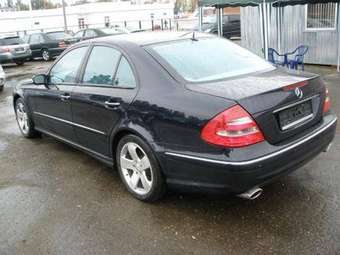 2002 Mercedes-Benz E-Class Pictures