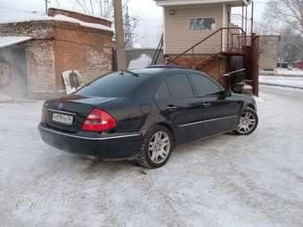 2002 Mercedes-Benz E-Class Photos
