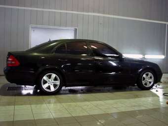 2002 Mercedes-Benz E-Class Pictures