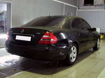 2002 Mercedes-Benz E-Class Pics