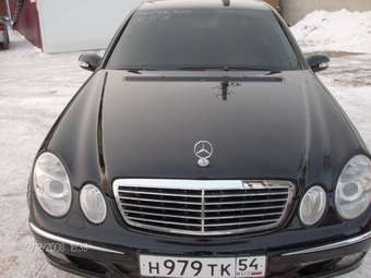 2002 Mercedes-Benz E-Class Pictures