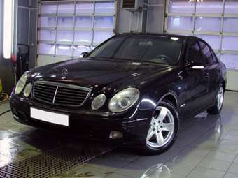 2002 Mercedes-Benz E-Class Images
