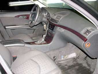 2002 Mercedes-Benz E-Class Pictures