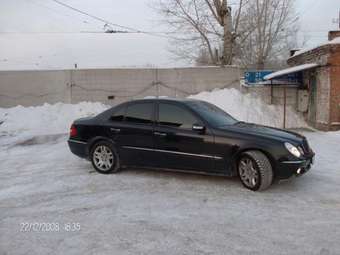 2002 Mercedes-Benz E-Class Pictures