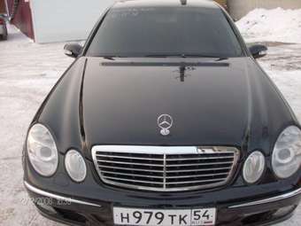 2002 Mercedes-Benz E-Class Pictures