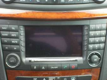 2002 Mercedes-Benz E-Class Photos