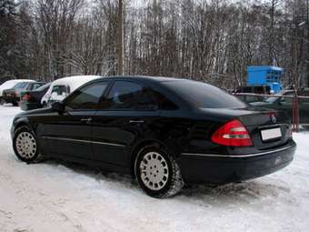 2002 Mercedes-Benz E-Class Photos