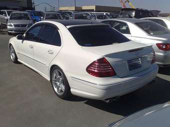 2002 Mercedes-Benz E-Class Pictures