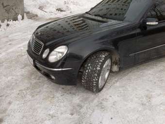 2002 Mercedes-Benz E-Class Pictures