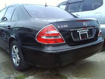 2002 Mercedes-Benz E-Class Pictures