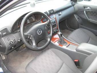 2002 Mercedes-Benz E-Class Photos