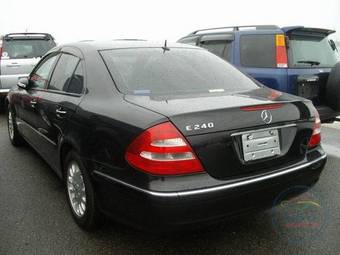 2002 Mercedes-Benz E-Class Photos