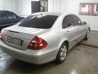 2002 Mercedes-Benz E-Class Images