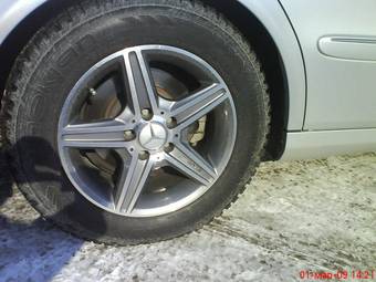 2002 Mercedes-Benz E-Class Pictures