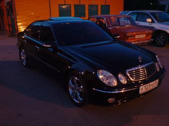 2002 Mercedes-Benz E-Class Images