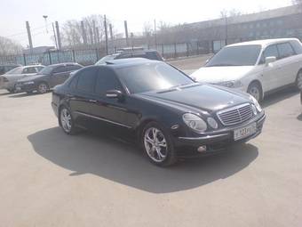 2002 Mercedes-Benz E-Class Pictures
