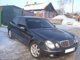 2002 Mercedes-Benz E-Class Pictures