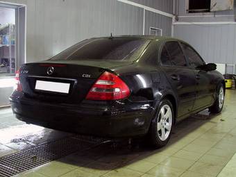 2002 Mercedes-Benz E-Class Pictures