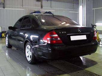 2002 Mercedes-Benz E-Class Photos