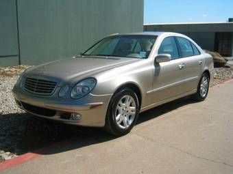 2002 Mercedes-Benz E-Class Photos