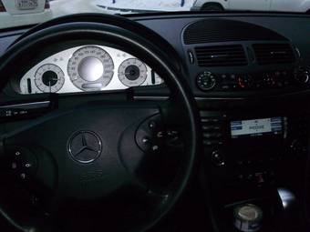 2002 Mercedes-Benz E-Class Photos