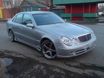 2002 Mercedes-Benz E-Class Photos