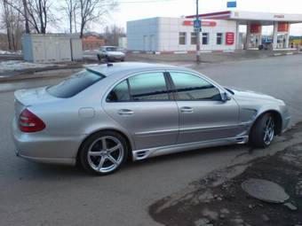 2002 Mercedes-Benz E-Class Pictures