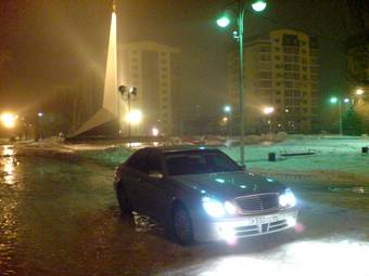 2002 Mercedes-Benz E-Class Images