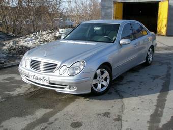 2002 Mercedes-Benz E-Class Photos